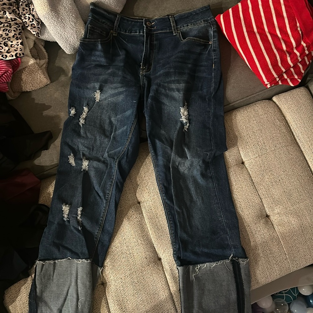 Blue jeans cropped